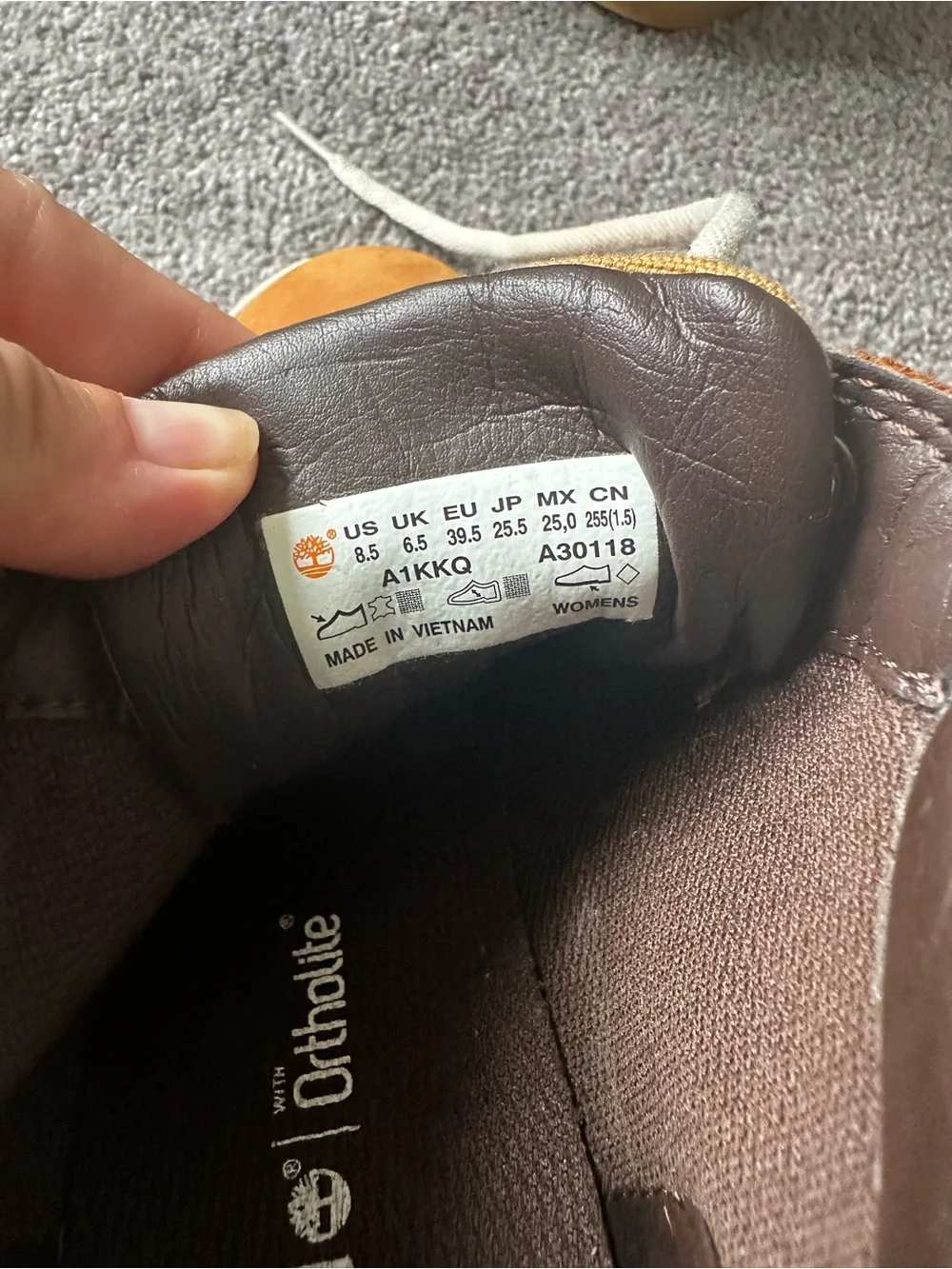 Timberland Dausette Sneaker Boots Women’s Size 8.5 Chukka Wheat Nubuck